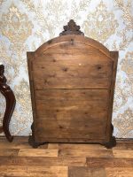 Sarkankoka konsoles un spoguļa komplekts ar marmora virsmu — Luija XV stilā (Mahogany Console Table and Mirror Set in Louis XV Style) (23) - Image 9