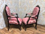 Luija Filipa Neorokoko salona garnitūra — sofa + 3 krēsli + 2 krēsli ar rokubalstiem, melnināts koks (178) - Image 9