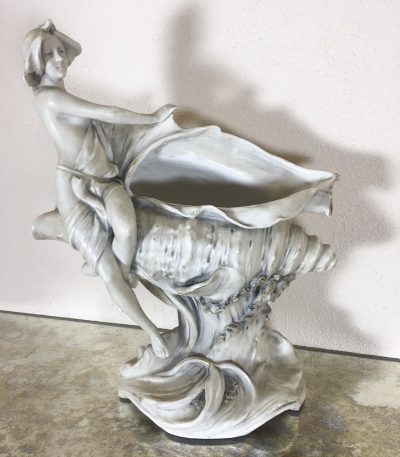 ROYAL DUX Jugendstil porcelænsvase, figur, muslingeformet, mellem (165)