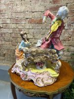 Large Figurine (742) - Image 2