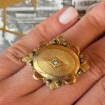 broša/piespraude, zelta krāsā, neliela izmēra (6525)