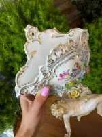 Porcelāna Salvešu Turētājs pie Sienas ar Smalku Detalizāciju un Enģeli (3385) - Image 11