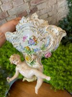 Porcelāna Salvešu Turētājs pie Sienas ar Smalku Detalizāciju un Enģeli (3385)