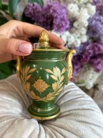 Porcelāna Trauks ar Vāku, Maza Izmēra, Tumši Zaļš ar Zelta Krāsas Detalizāciju (4102) - Image 6