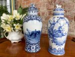 2 Vāzes, "Delft" ar vākiem, neliela izmēra (3088)