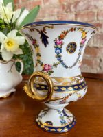 Maza porcelāna vāze ar skaistu detalizāciju — Meisenes stilā (Small Porcelain Vase) (3293) - Image 3