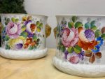 Porcelāna Kašpo ar Roku Gleznotu Ziedu Pušķi un Lauvas Galvām — M. Caffy, Limoges, Francija (4475) - Image 8