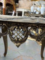Grezns kafijas galdiņš ar oniksa marmoru — Luija XV stilā (Small Ornate Coffee Table) (7004) - Image 11