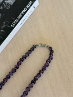 Kaklarota ar maziem, violetiem akmeņiem, vidēji īsa garuma (6502) - Image 2
