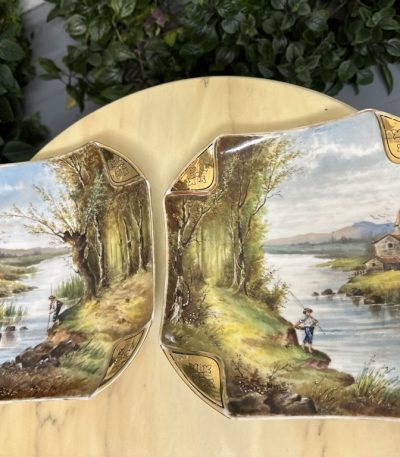 Porcelāna šķīvji, vidēja izmēra, pieejami 2 gab. (4463)