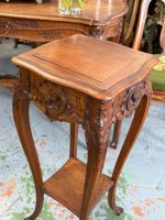 Kokgriezuma puķu galdiņš — Luija XV stilā (Carved Wooden Plant Stand Side Table in Louis XV Style) (7013) - Image 5