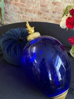 Tumši zils stikla dekors ar bronzas detaļām — Ampīra stilā (Dark Blue Glass Decor in Empire Style) (7003) - Image 3