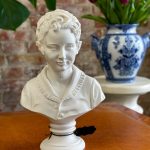 Lille Buste, Figur (3969)