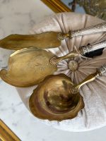 Antīks sudraba un zeltīta metāla (vermeil) 3 daļu servējamo piederumu komplekts (Antique Silver & Vermeil 3-Piece Serving Flatware Set) (4069) - Image 2