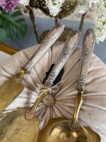 Antīks sudraba un zeltīta metāla (vermeil) 3 daļu servējamo piederumu komplekts (Antique Silver & Vermeil 3-Piece Serving Flatware Set) (4069) - Image 3