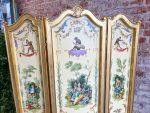 Antiikkinen kolmiosainen puinen tilanjakaja, chinoiserie- ja singerie-maalauksin (3230) - Image 5