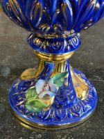Itāļu vāze ar vāku, tumši zilā/zelta krāsā ar eņġeli un ziediem, Liela izmēra (6674) - Image 12