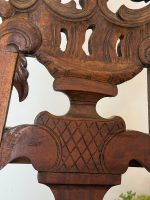 Ļoti liela izmēra koka molberts ar kokgriezumiem — Neorokoko stilā (Extra Large Carved Wooden Easel in Neorococo Style) (7011) - Image 13