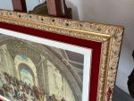 prints iestiklots zelta krāsas rāmī ar stiklu, ar sarkanu samta akcentu un pušķiem, vidēja izmēra (7010) - Image 11