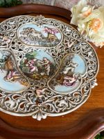 Large "Capodimonte" Porcelain Plate (3141) - Image 4