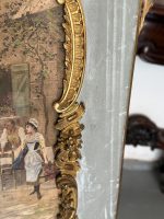 Žanra glezna ar pilsētas skatu — Luija XV stilā (Antique Genre Painting Framed French Street Scene in Louis XV Style) (7020) - Image 13