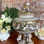 "Capodimonte" Vāze ar Vāku, Vidēji Liela Izmēra (3142)