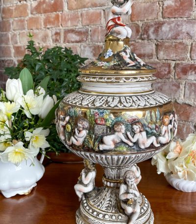 Capodimonte vase med låg, mellemstor (3142)