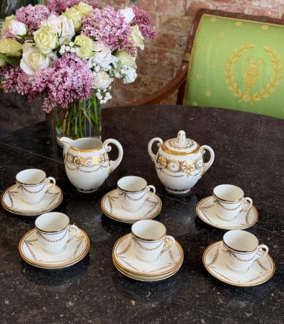 Forgyldt porcelæns kaffefløde til 6 personer — Empire/Nyklassicisme, ca. 1890–1910 (6737)