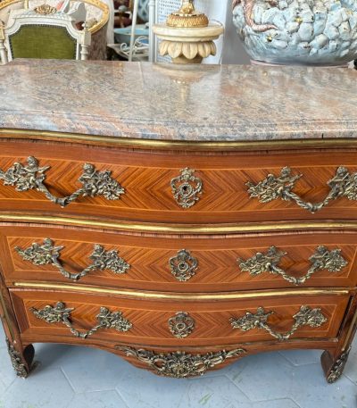 Palisander Kommode med Engle, Solmedaljon og Breccia Marmor — Louis XV/XVI