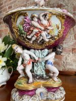 Liela Izmēra Porcelāna "Capodimonte" Vāze, Trauks, Figūra ar Vāku un Enģeļiem (3143) - Image 5
