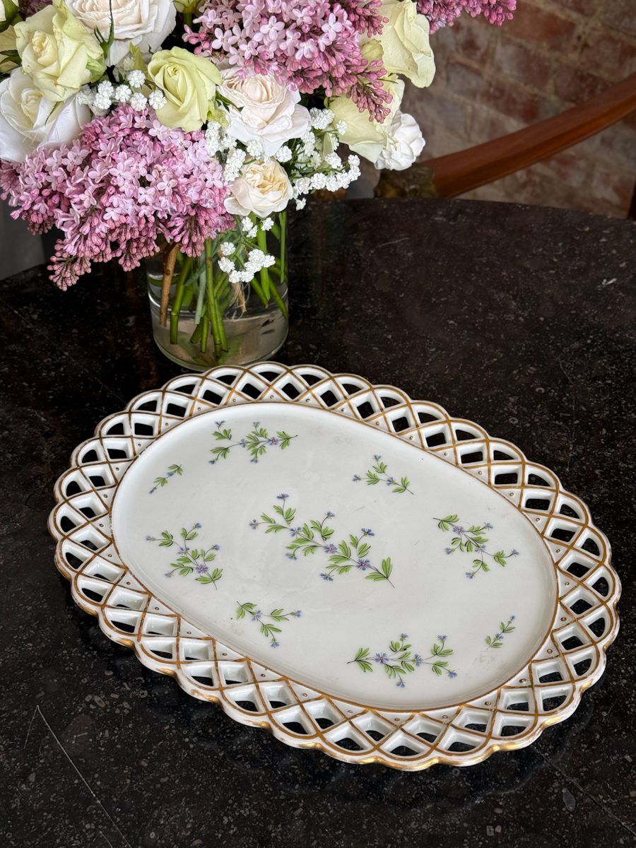 IMG_0918 antique vieux paris porcelain platter reticulated gold flowers