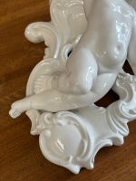 porcelāna konsole stiprināma pie sienas, ar eņģeļa figūru, vidēja izmēra (5981) - Image 9