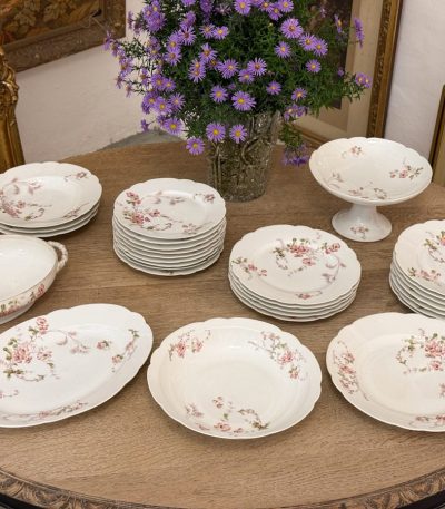 Porcelæns middagsservice med blomstermotiv, Frankrig/Bøhmen, slut 1800-tal