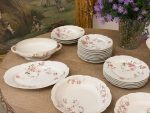 porcelāna servīze ar ziedu motīviem, Francija vai Bohēmija, aptuveni 19. gs. beigas — 20. gs. sākums (ap 1880.–1910. g.) (6189) - Image 2