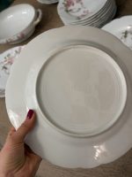 porcelāna servīze ar ziedu motīviem, Francija vai Bohēmija, aptuveni 19. gs. beigas — 20. gs. sākums (ap 1880.–1910. g.) (6189) - Image 23