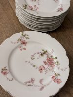 porcelāna servīze ar ziedu motīviem, Francija vai Bohēmija, aptuveni 19. gs. beigas — 20. gs. sākums (ap 1880.–1910. g.) (6189) - Image 16