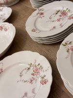 porcelāna servīze ar ziedu motīviem, Francija vai Bohēmija, aptuveni 19. gs. beigas — 20. gs. sākums (ap 1880.–1910. g.) (6189) - Image 20