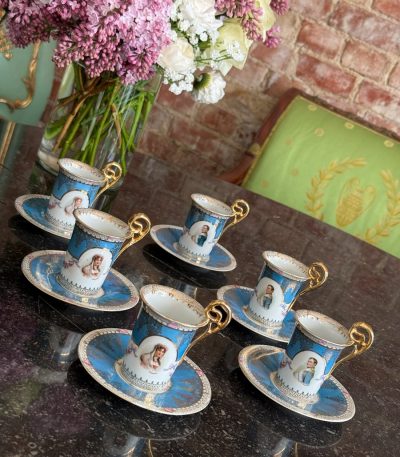 Porcelāna kafijas servīze 6 personām ar Napoleona un Žozefīnes portretiem
