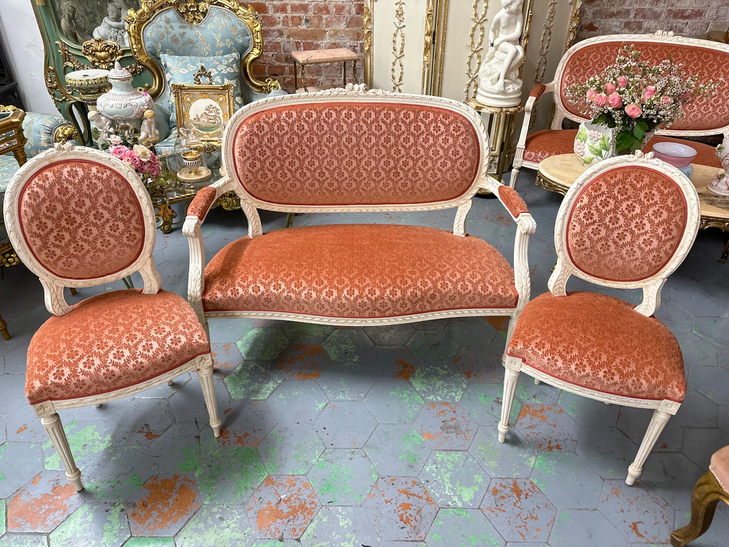 Louis XVI stil sofasæt – sofa og 2 stole Louis XVI stil sofasæt – sofa og 2 stole (3758)