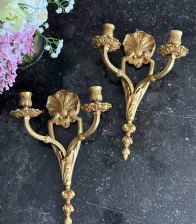 Antikke Louis XV stil forgyldte bronze Bra vægsconces, par (6701)