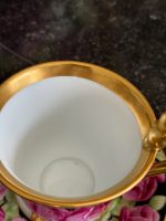 Grezna Porcelāna Krūzīte ar Apakštasīti un Rožu Motīviem — Bīdermeijera stilā, (Elegant Teltau Porcelain Cup with Saucer — Biedermeier Style) (6694) - Image 10