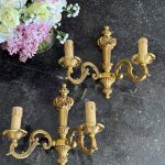 Antikke Louis XV stil forgyldte messing Bra væglamper, par (6699)