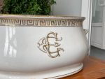 Porcelāna Pēdu Bļoda ar Monogrammu un Grieķu Joslu — Empire, Vieux Paris, Francija, ap 1820.–1860. (2625) - Image 3