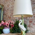 Porcelāna Galda Lampa ar Putnu, Vidēja Izmēra (3260)