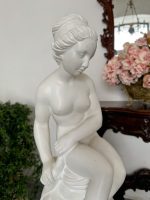 Sievietes Figūra, Vidēja Izmēra, Vidēji Smaga (4719) - Image 3