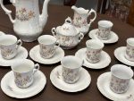 Antīka porcelāna tējas un kafijas servīze 10 personām ar tulpju dekoru (Antiquarian Porcelain Tea & Coffee Service for 10 Persons) (4450) - Image 2