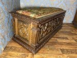 Renesanses Cassone Koka Lāde ar Putti Kokgriezumiem un Needlepoint Gobelēnu — Neo-Renesanse, Itālija, 19.gs. (287) - Image 9