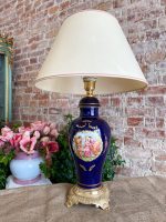 Liela Izmēra Porcelāna Lampa (3229)
