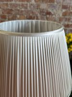 Porcelāna lampa ar bronzu, vidēja izmēra (3879) - Image 23