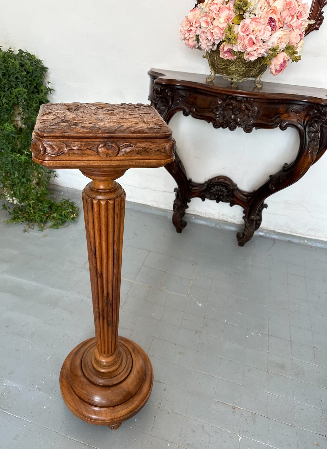 IMG_1414 Carved walnut pedestal column with fluted shaft and foliate-carved square top